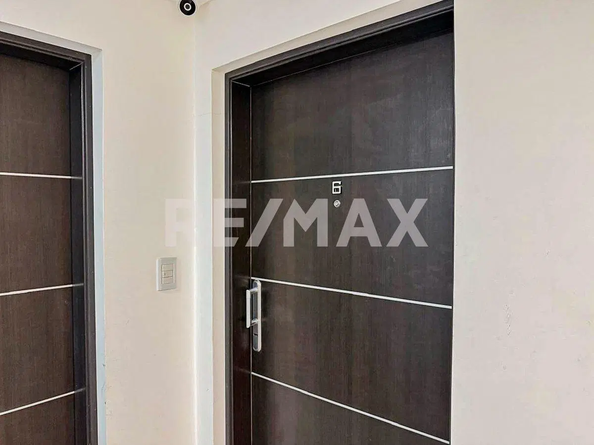 EN VENTA MONOAMBIENTE AMOBLADO POSESIÓN INMEDIATA 5