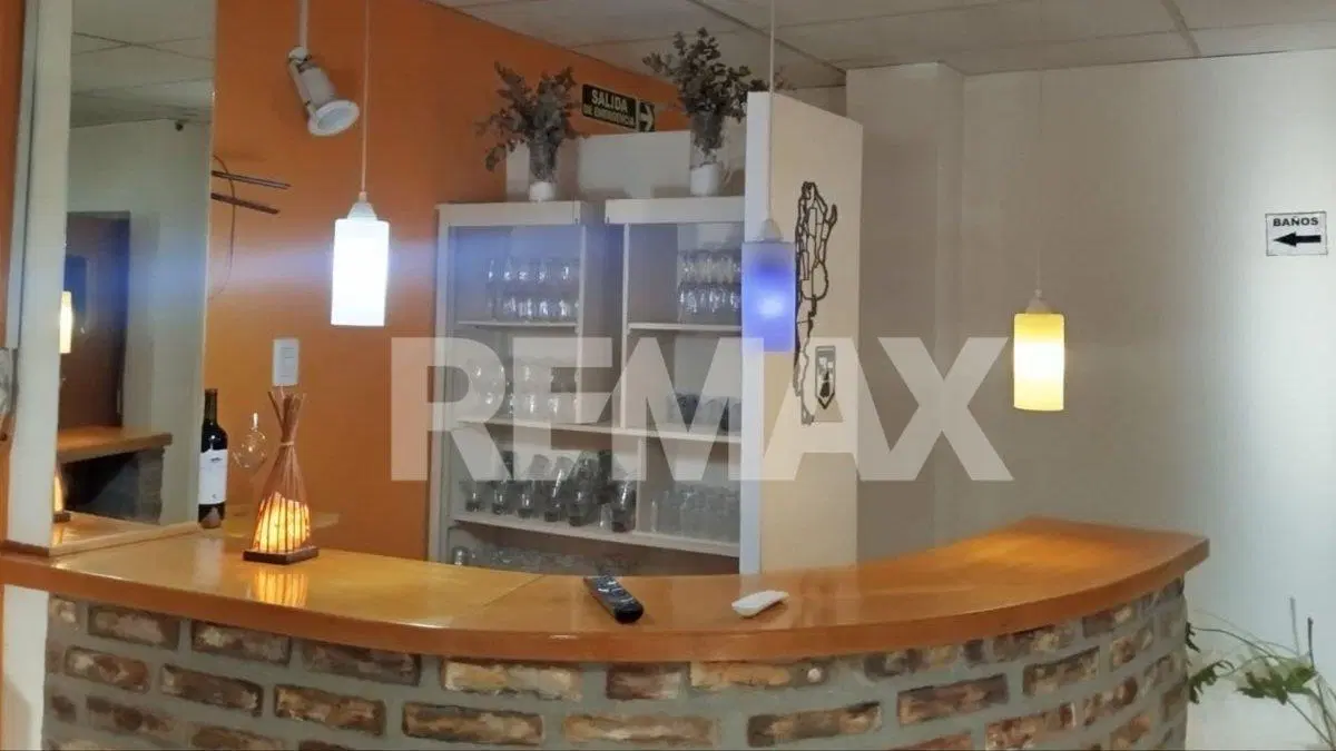 Venta Inmueble Comercial con Desarrollo Potencial 3