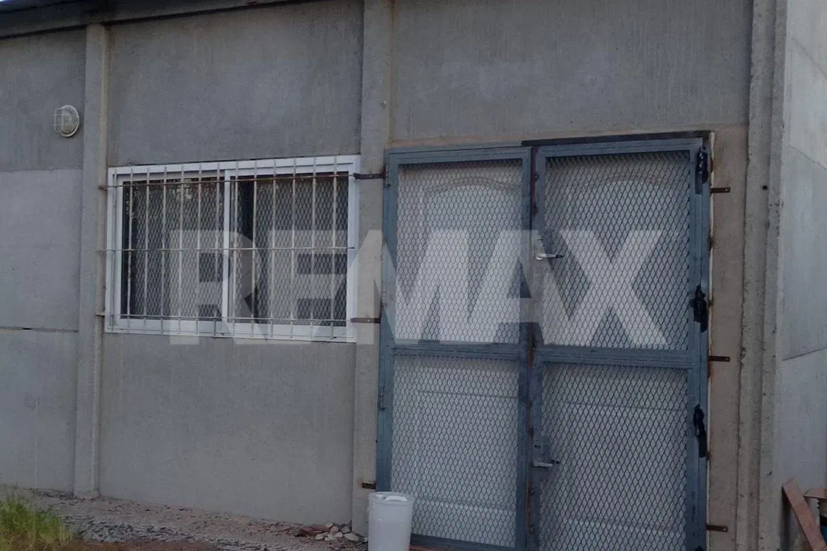 EN VENTA CASA EN Bº LLEQUEN - EL CHOCÓN 3