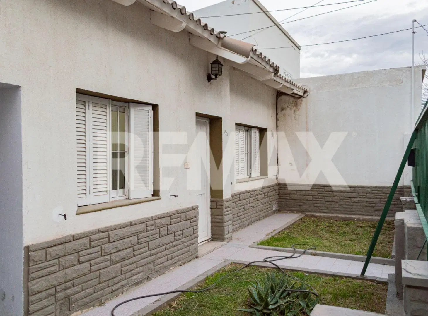 VENTA DE CASA + DTO , SANTA CRUZ 274 , NEUQUEN 5