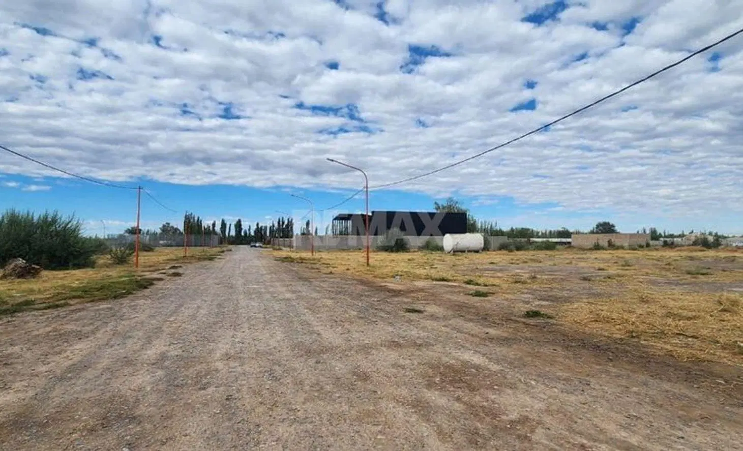 LOTE EN VENTA 1470 m2,PARQUE INDUSTRIAL CIPOLLETTI 5
