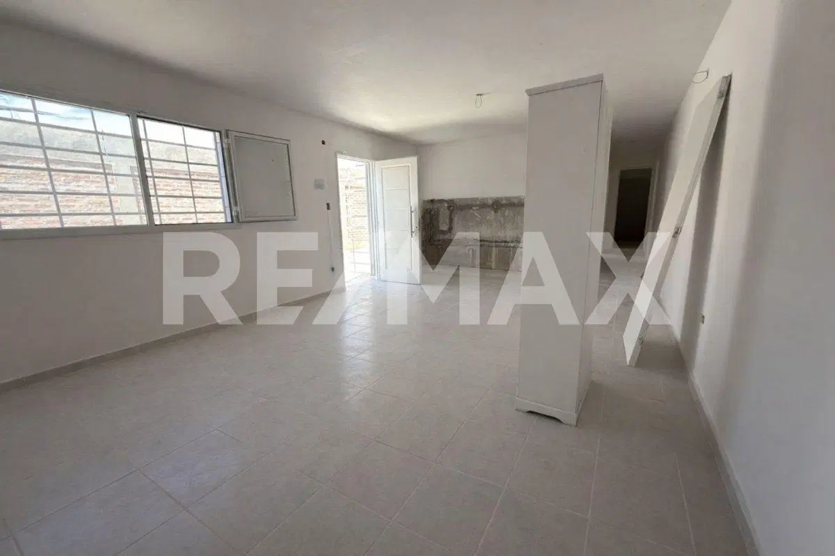 VENTA CASA 2 DORMITORIOS PB DON PATER CENTENARIO 5