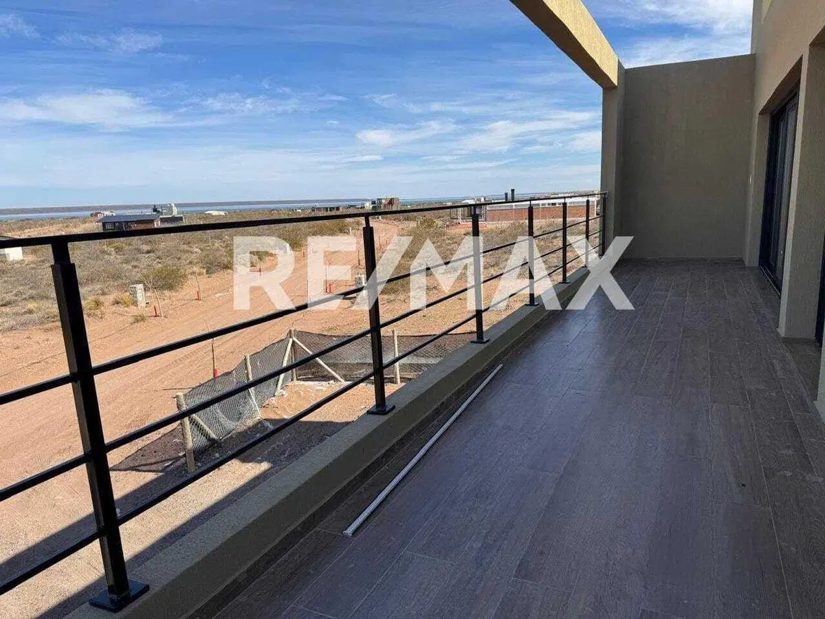 VENTA DE CASA 2 DORMITORIOS ETAPA LAGUNAS-CHOCON 3