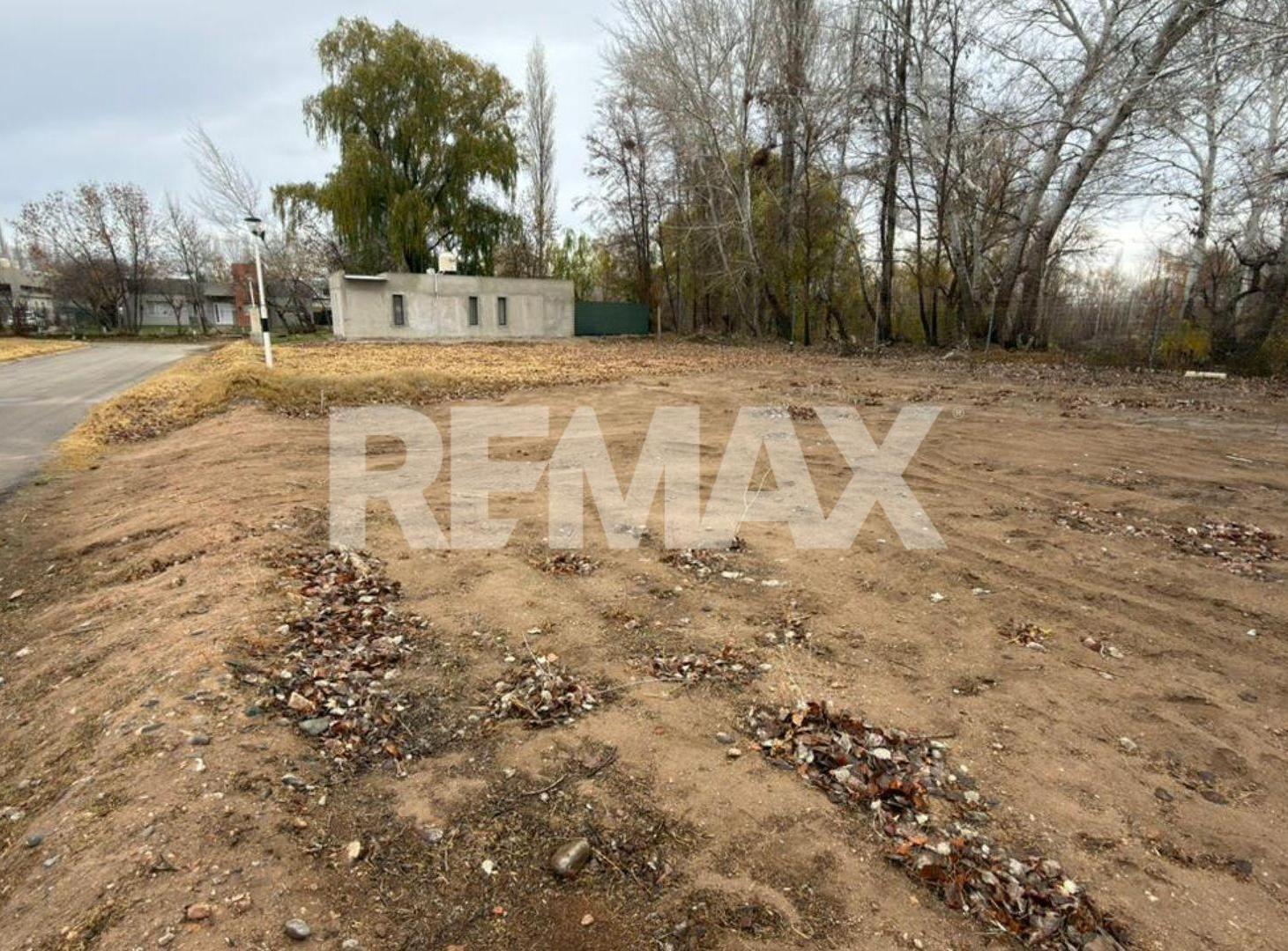 VENTA TERRENO B° CERRADO COSTA SERENA PLOTTIER