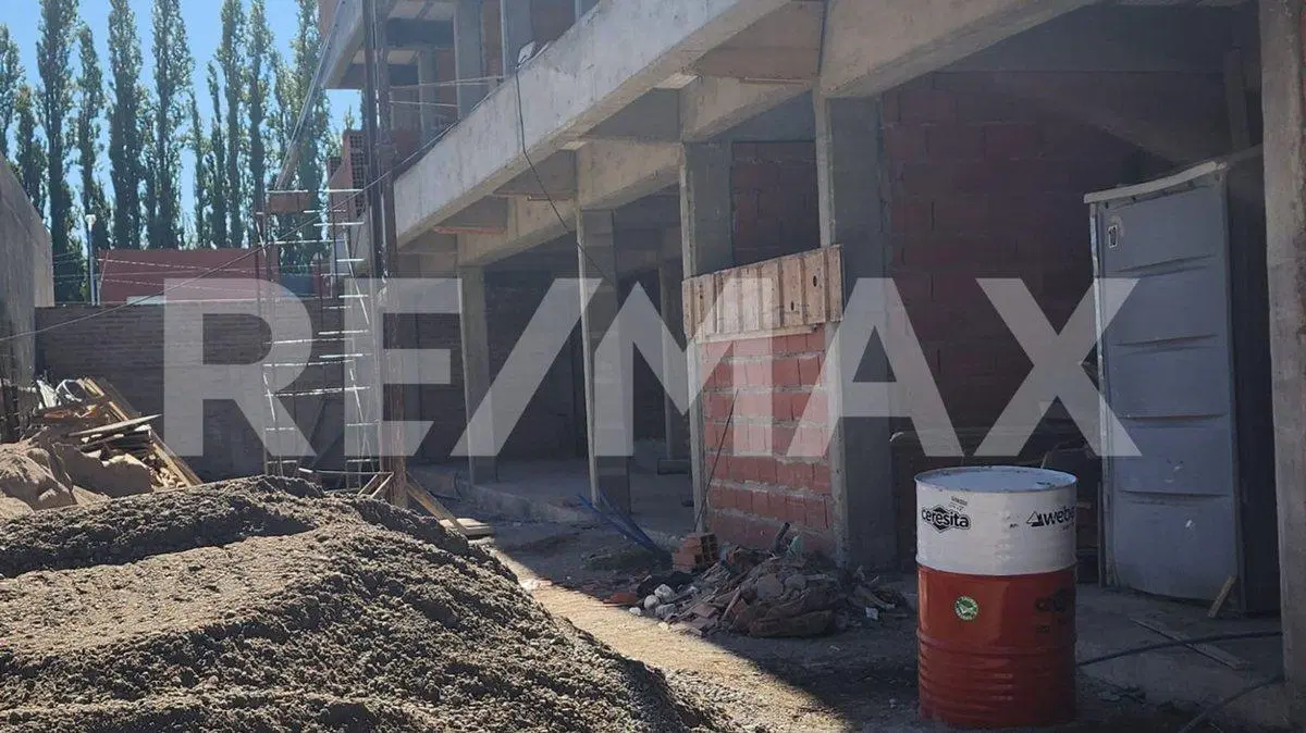 DPTO EN VENTA 2 DORMIS CON COCHERA| PLOTTIER 2