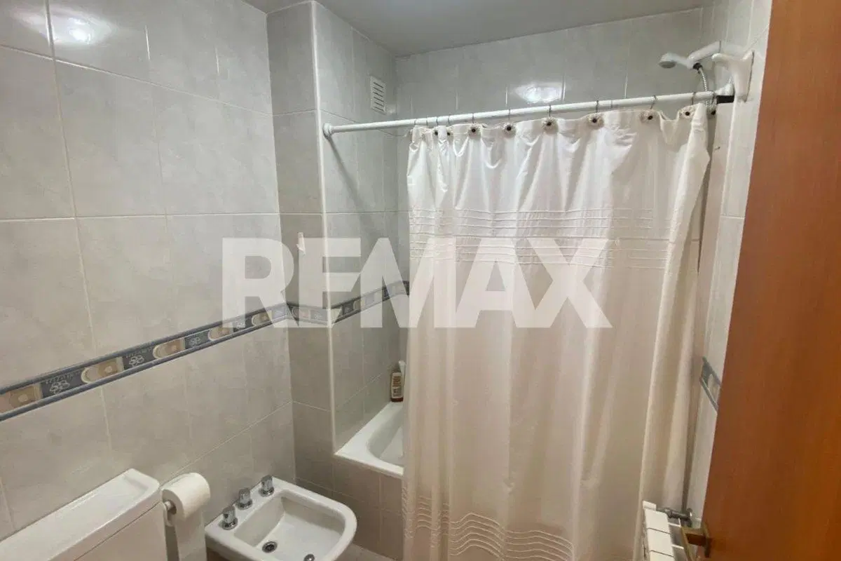 DEPARTAMENTO 2 DORMITORIOS CON COCHERA EN VENTA 5