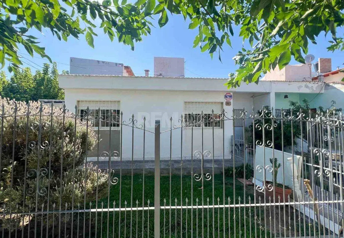 CASA EN VENTA | BARRIO 14 DE OCTUBRE 4