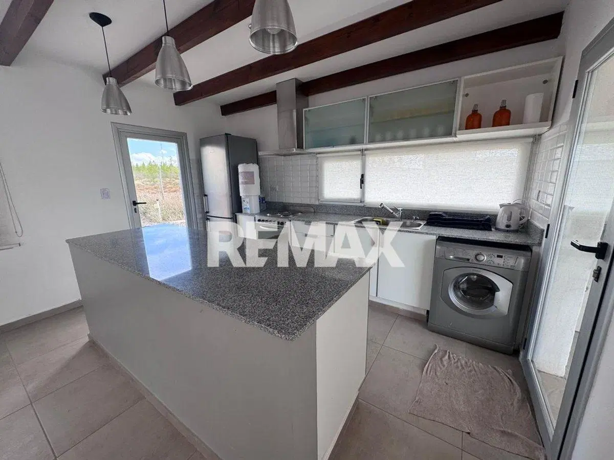 VENTA casa en B° La Península Lago Mari Menuco NQN 8