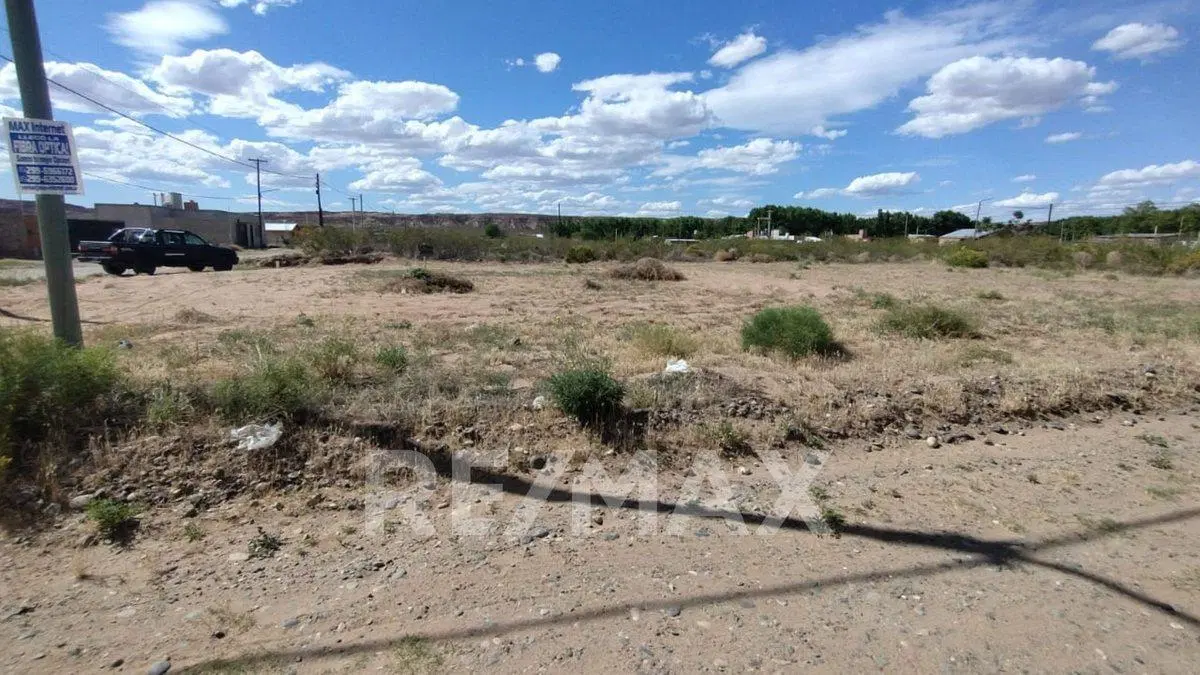 Lote Esquina 592 m2 - venta- Plottier 4