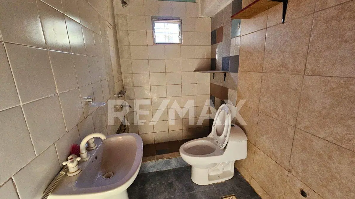 Duplex 2 dorm - Casa 1 dorm. 5