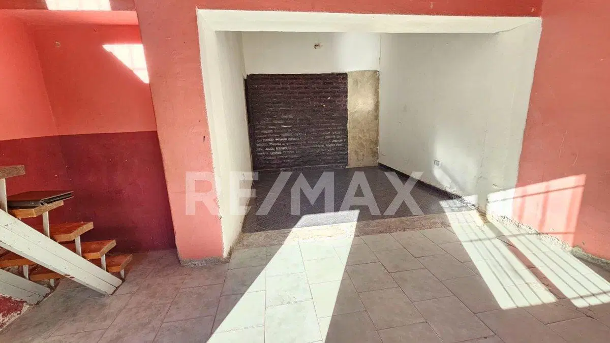 Duplex 2 dorm - Casa 1 dorm. 4