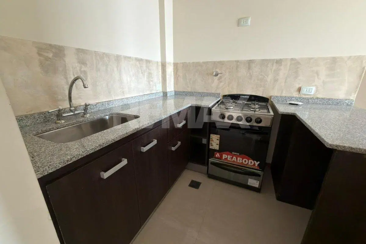 VENTA DEPARTAMENTO 1 DORM. C/COCHERA - NQN 3