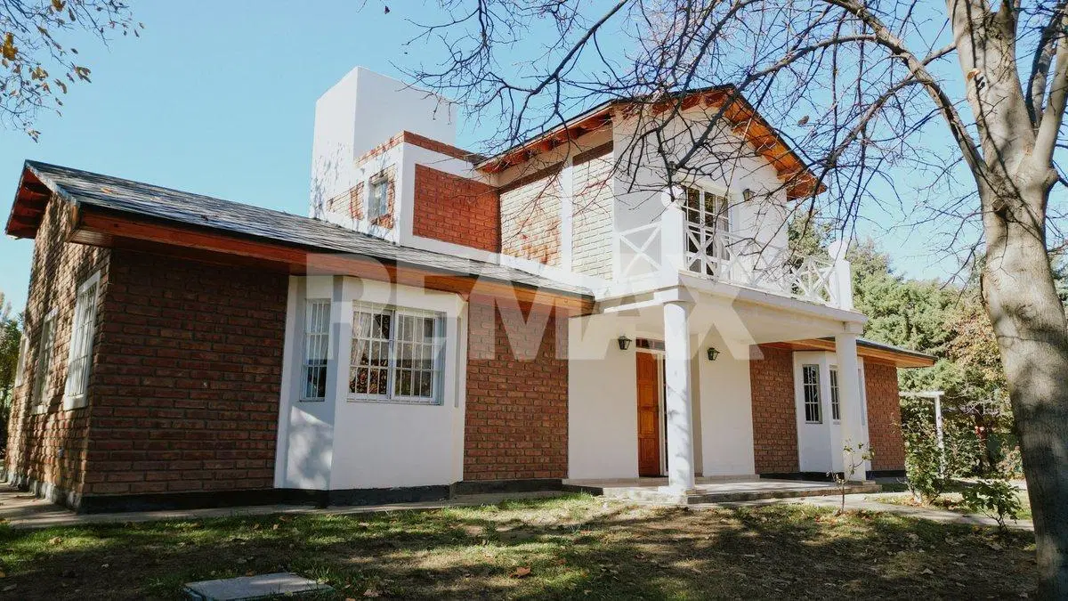 VENTA CASA B° JARDINES DE HILMAR PLOTTIER 8