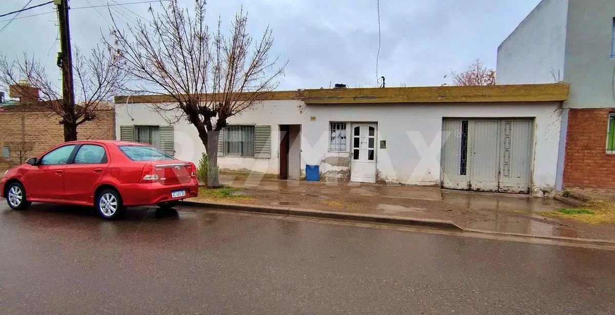 EN VENTA Casa en B° Don Bosco III Neuquén 4