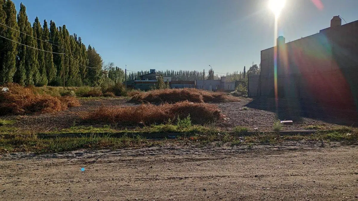 VENTA TERRENO 357,18 M2 B° DON PATER CENTENARIO 4