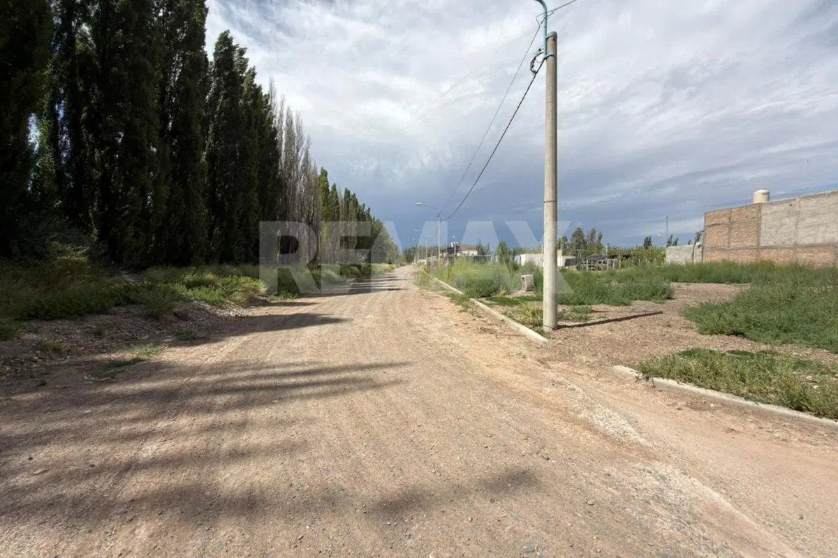 VENTA TERRENO 357,18 M2 B° DON PATER CENTENARIO 5