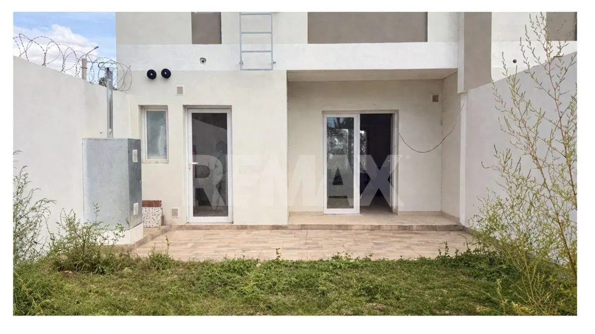 DUPLEX 2 DORMITORIOS - PLOTTIER 4