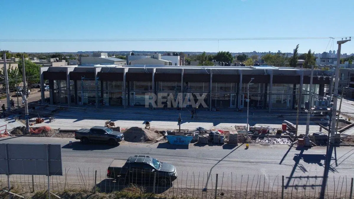 LOCAL COMERCIAL EN ALQUILER 66m2 2