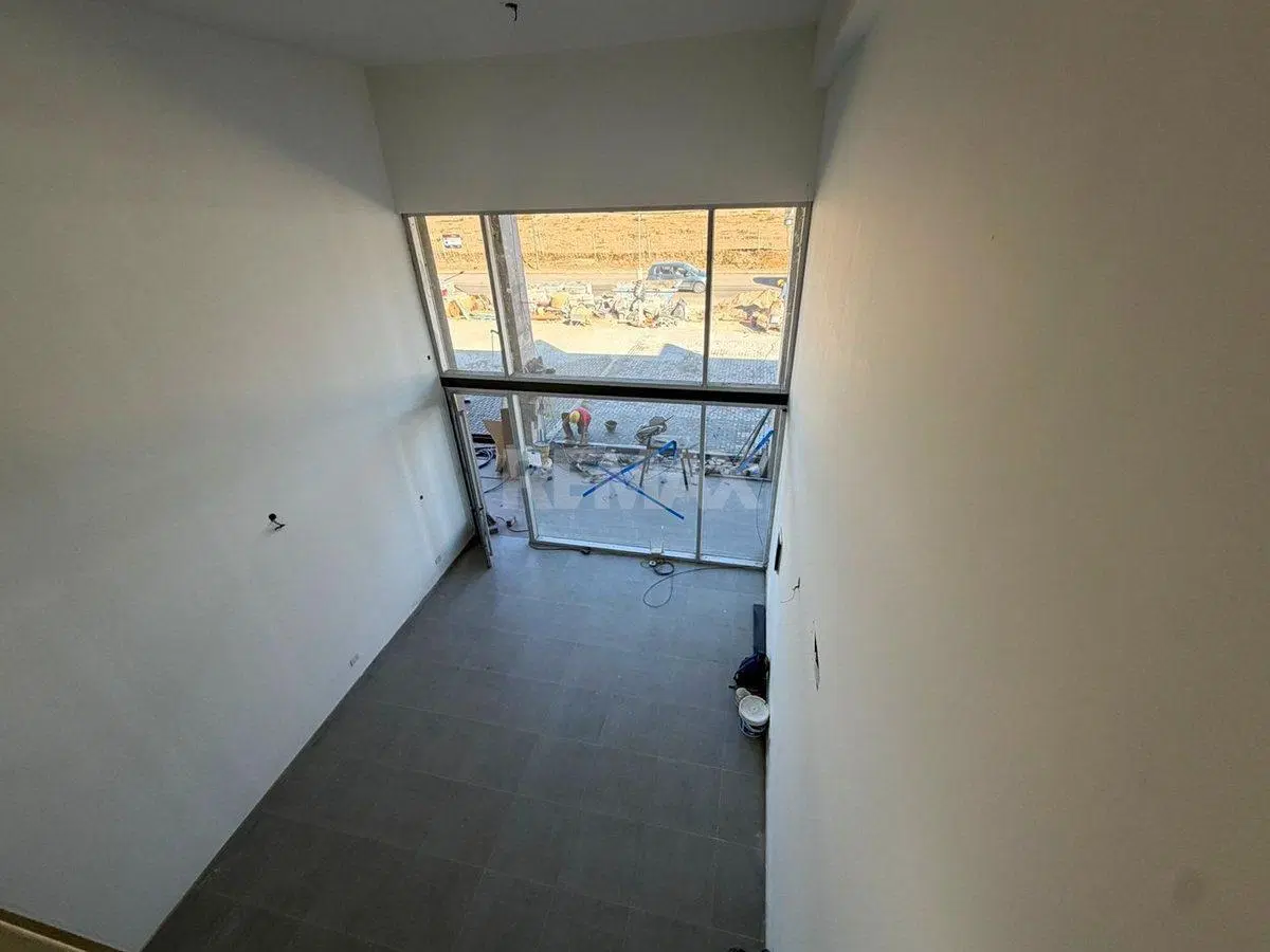 LOCAL COMERCIAL EN ALQUILER 66m2 4
