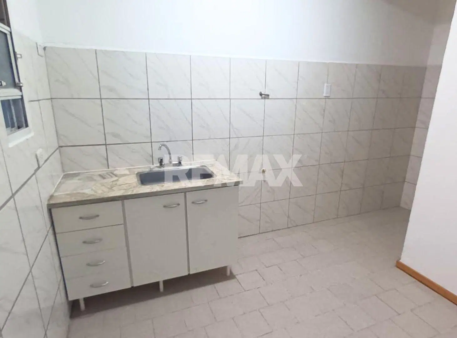 DEPARTAMENTO 1 DORMITORIO EN CENTENARIO 2