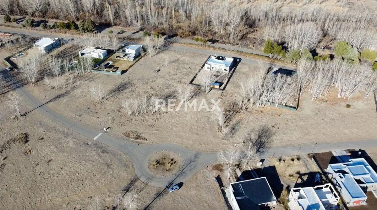 TERRENO EN VENTA | CANALES DE PLOTTIER 5