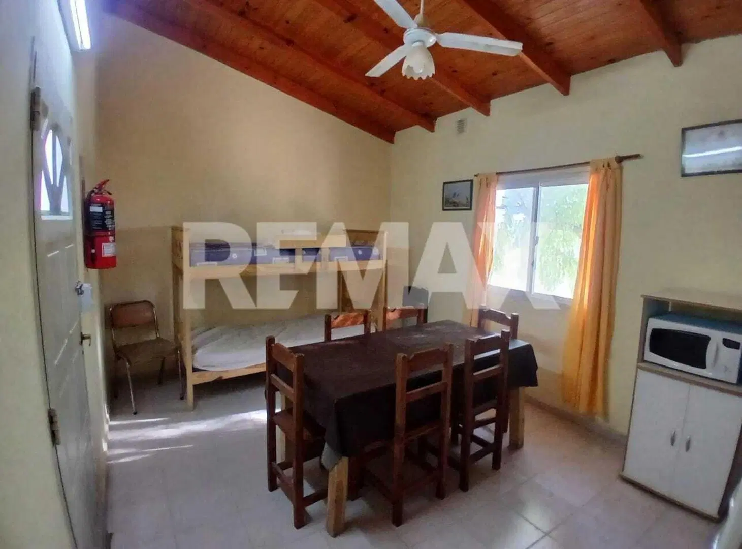 VENTA COMPLEJO DE 5 DEPARTAMENTOS EN LAS GRUTAS 3