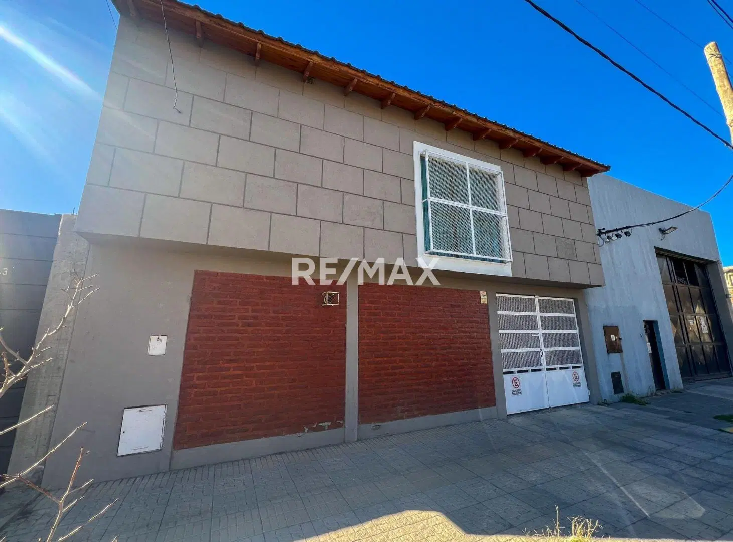 Complejo de 4 Departamentos en Venta- Nqn Capitsl 2