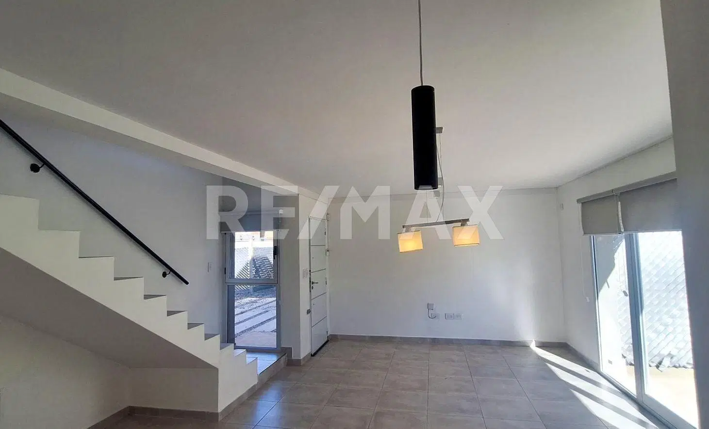 VENTA DUPLEX 3 DORMITORIOS CALLE BOERR 3334 NQN 3