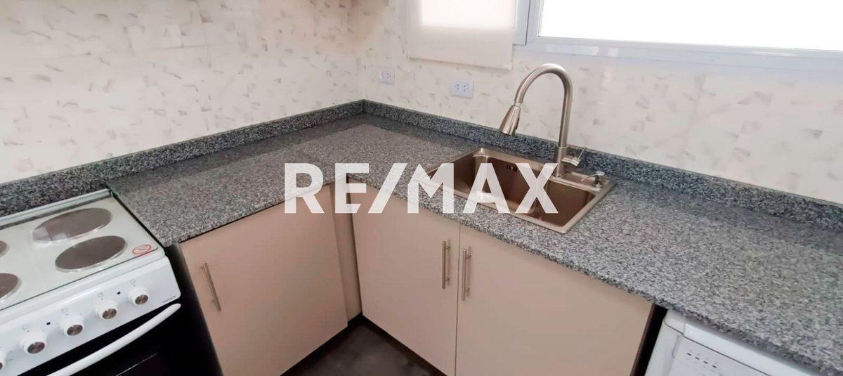 Foto de CASA EN VENTA EN LA PENINSULA - LAGO MARI MENUCO, imagen 1