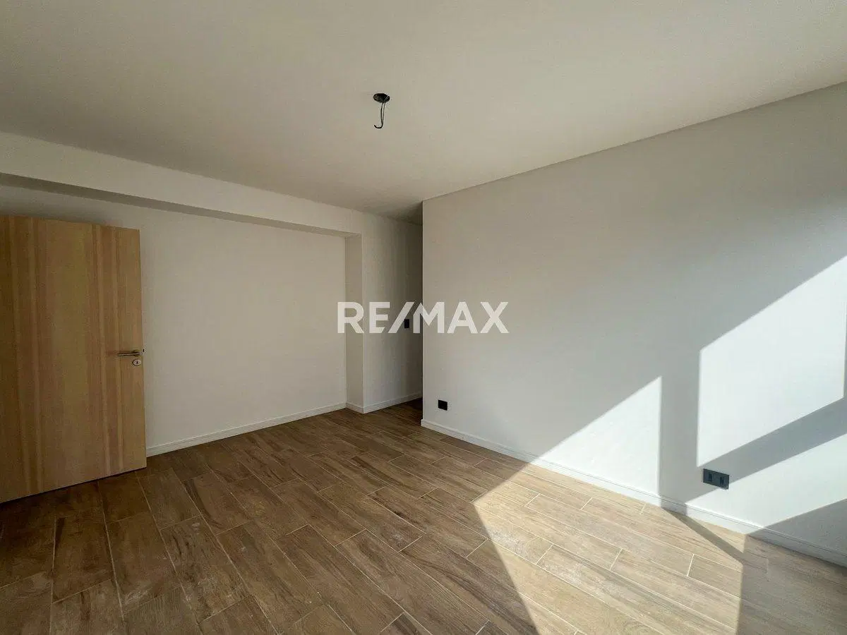 Venta Semi Piso a estenar Kuref Sta Genoveva Nqn 4