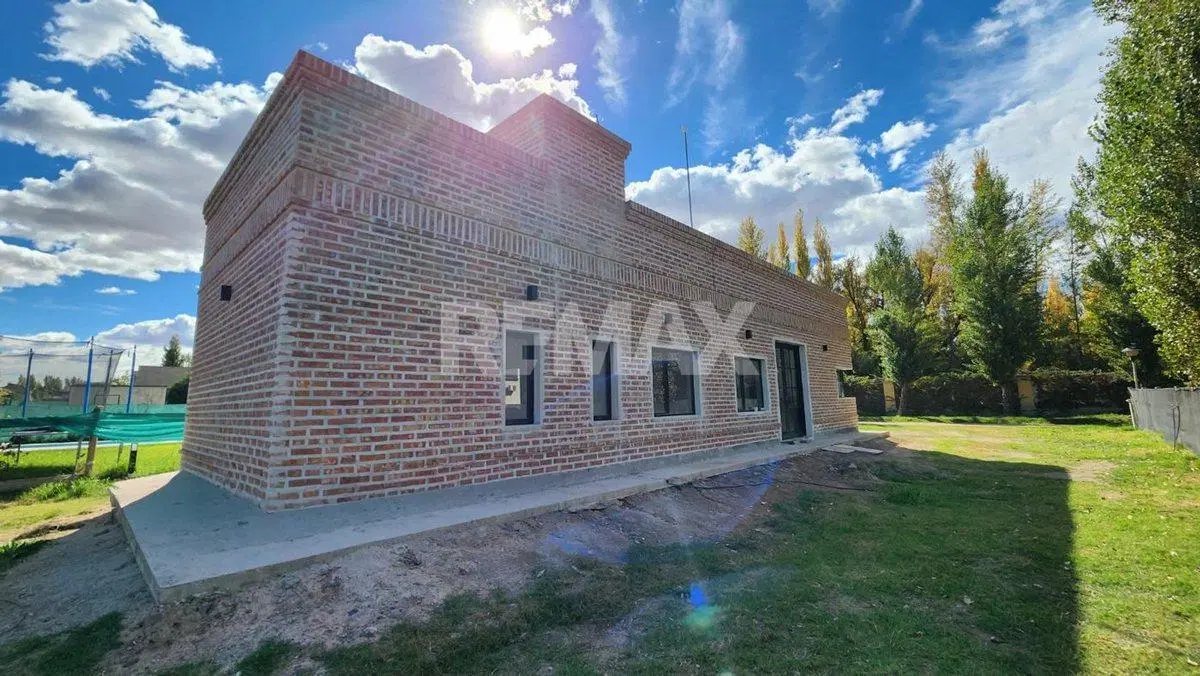 VENTA CASA 2 DORMITORIOS | B° PRIVADO VILLA MULUEN 4