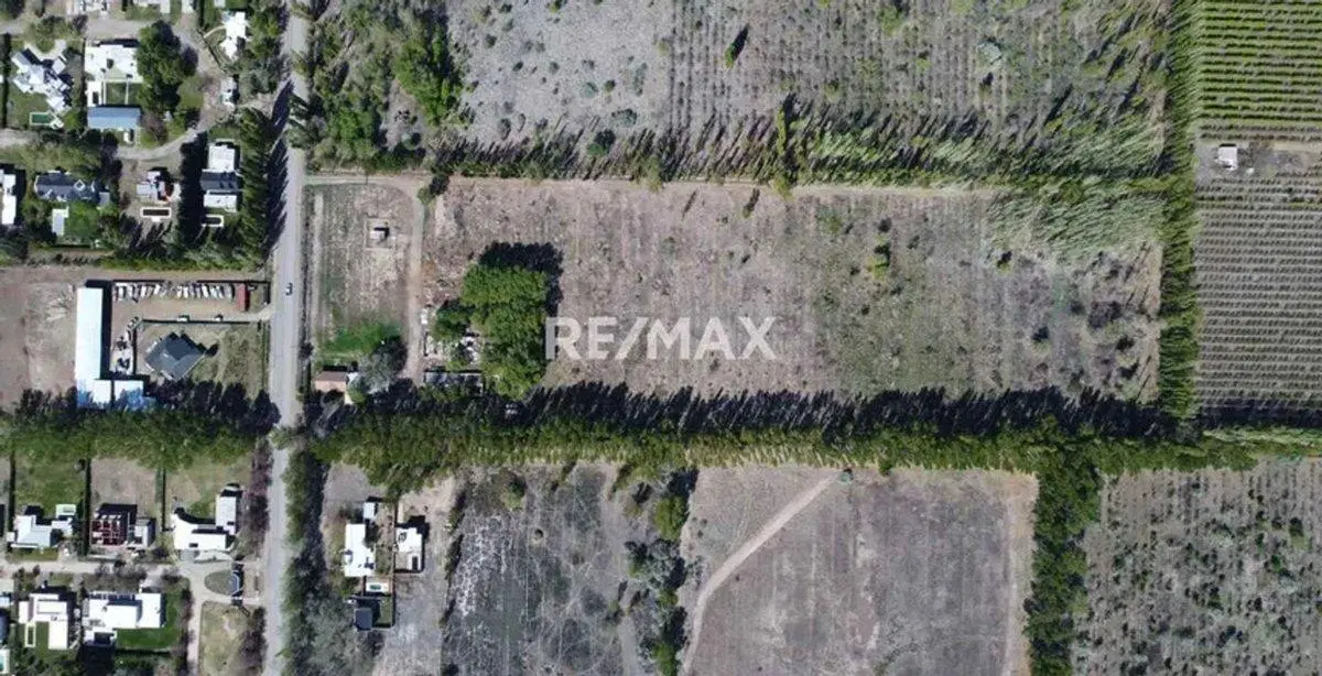 VENTA TERRENO B° CERRADO FINCA CARDALES CIPOLLETTI 3