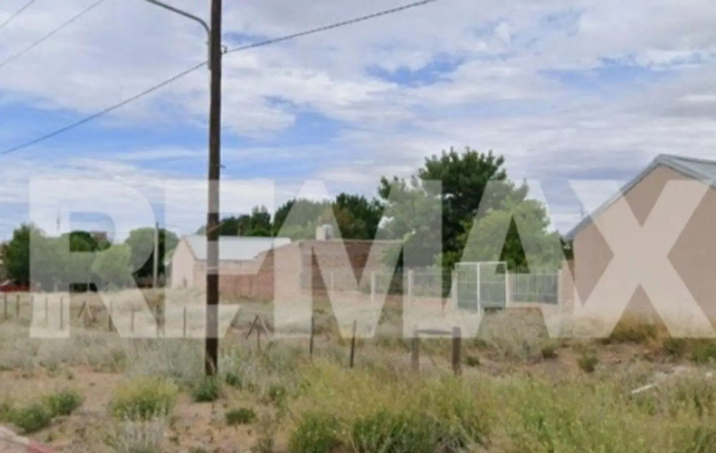 VENTA LOTE de 394 m2 sobre Ruta 22 - Senillosa 2