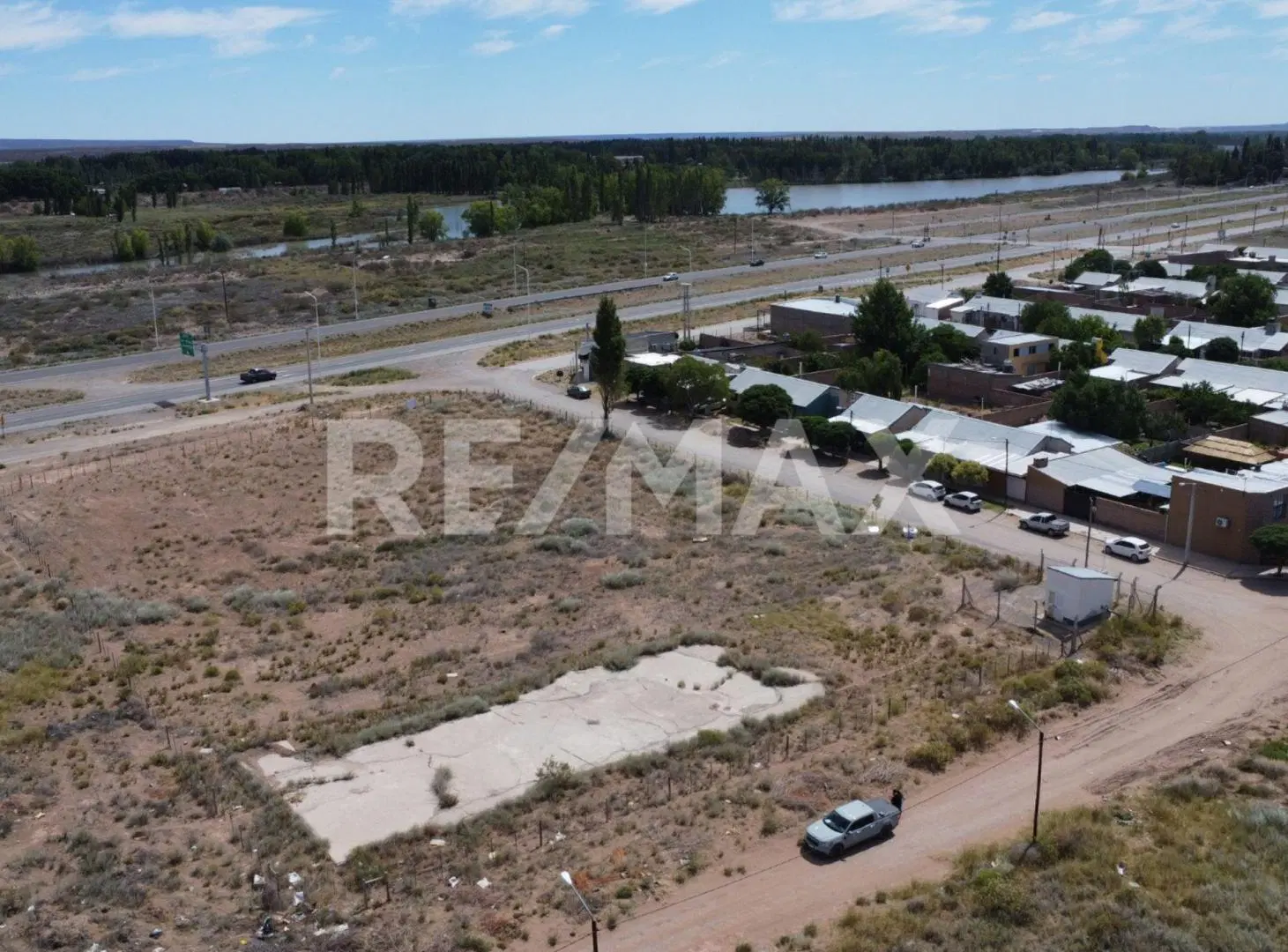 VENTA LOTE 5553 m2 sobre Ruta 22 5