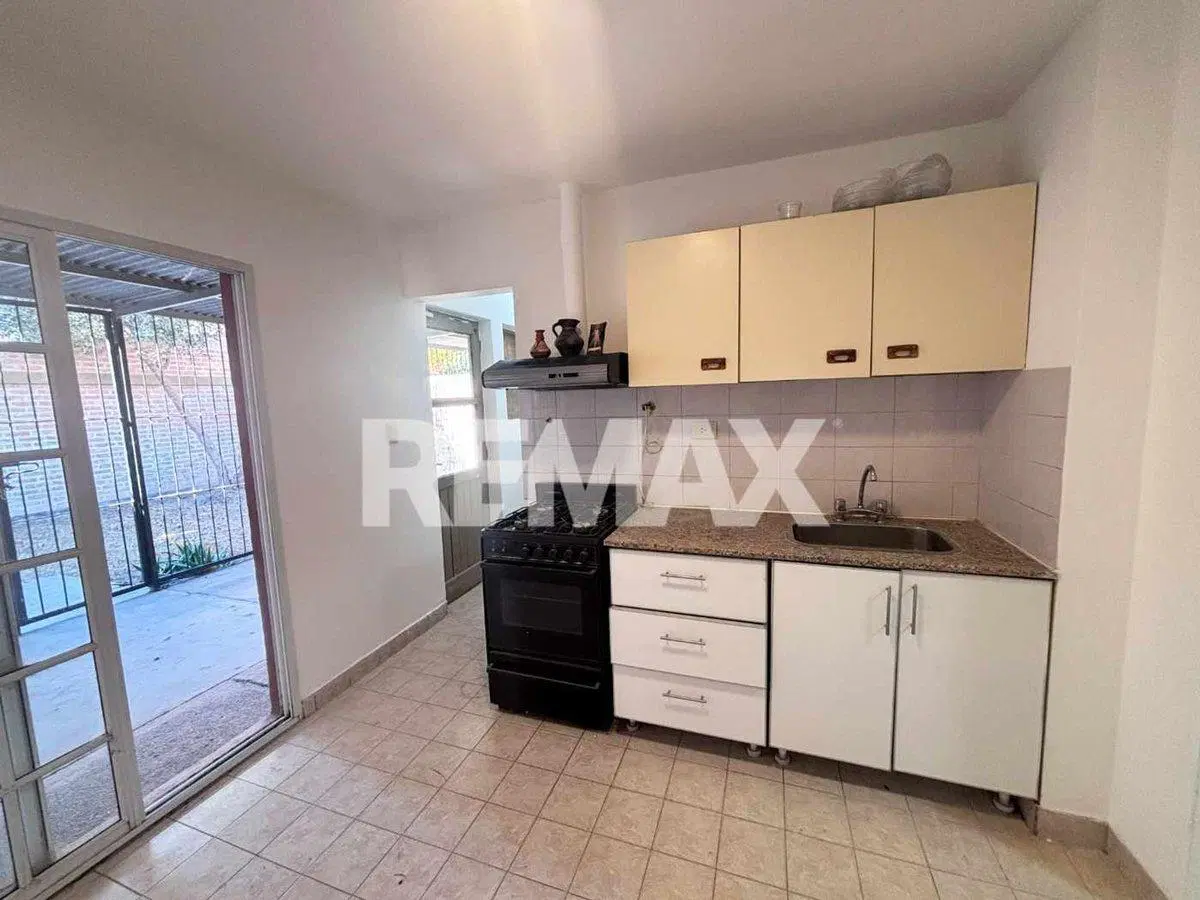 ALQUILER CASA 3 DORM. EN CALLE LINARES - NEUQUEN 3