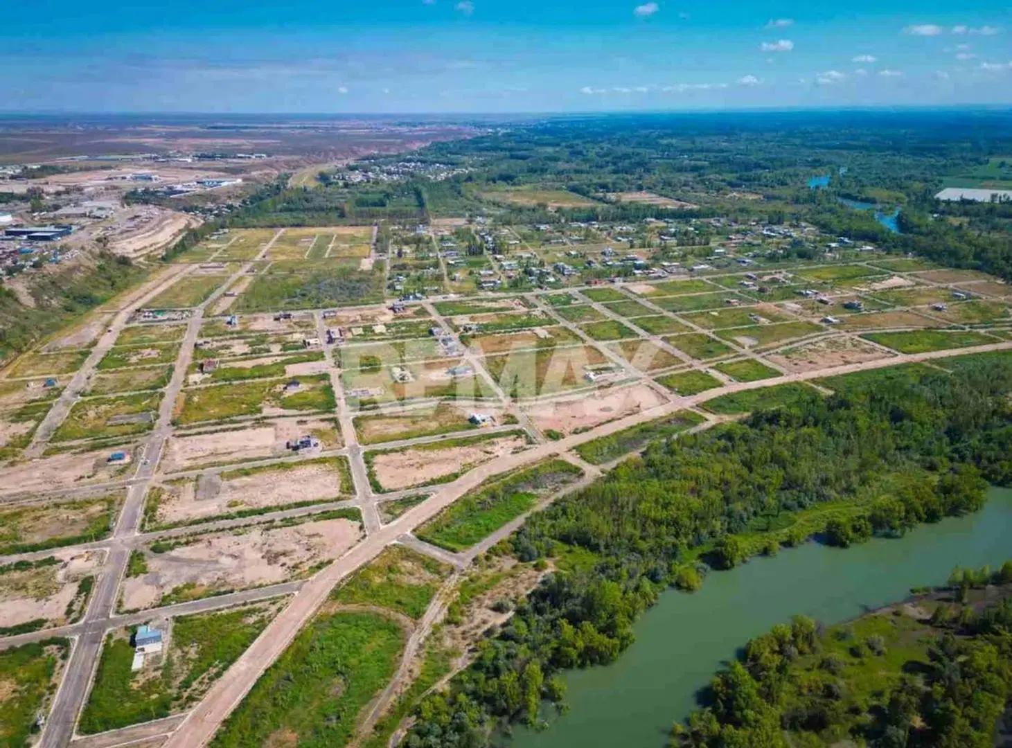 TERRENO DE 360 M2, LOTEO PRIMA TERRA 4