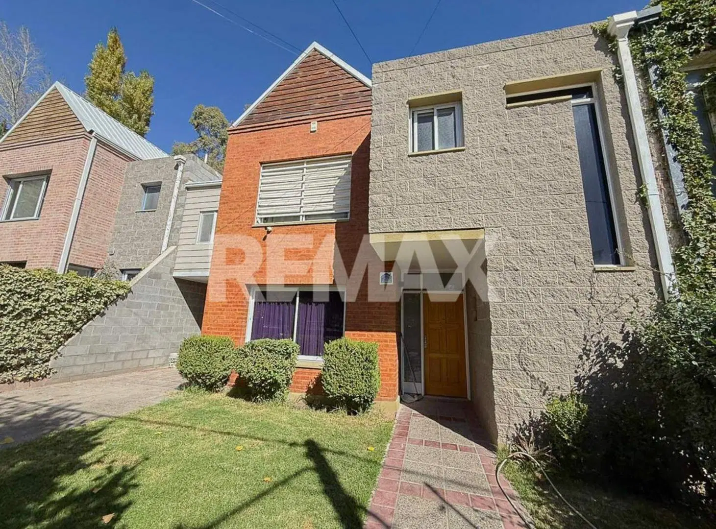 VENTA CASA 3 DORM C/PILETA APTA CREDITO NQN 5