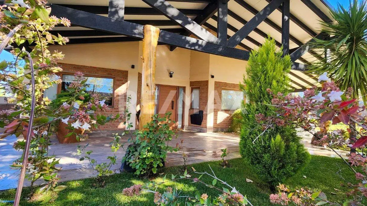CASA EN VENTA | VILLA EL CHOCON | 3 DORMITORIOS 4