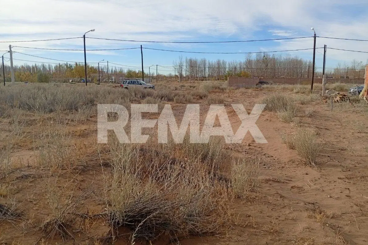 LOTE EN VENTA EN ALTOS DE SENILLOSA 3