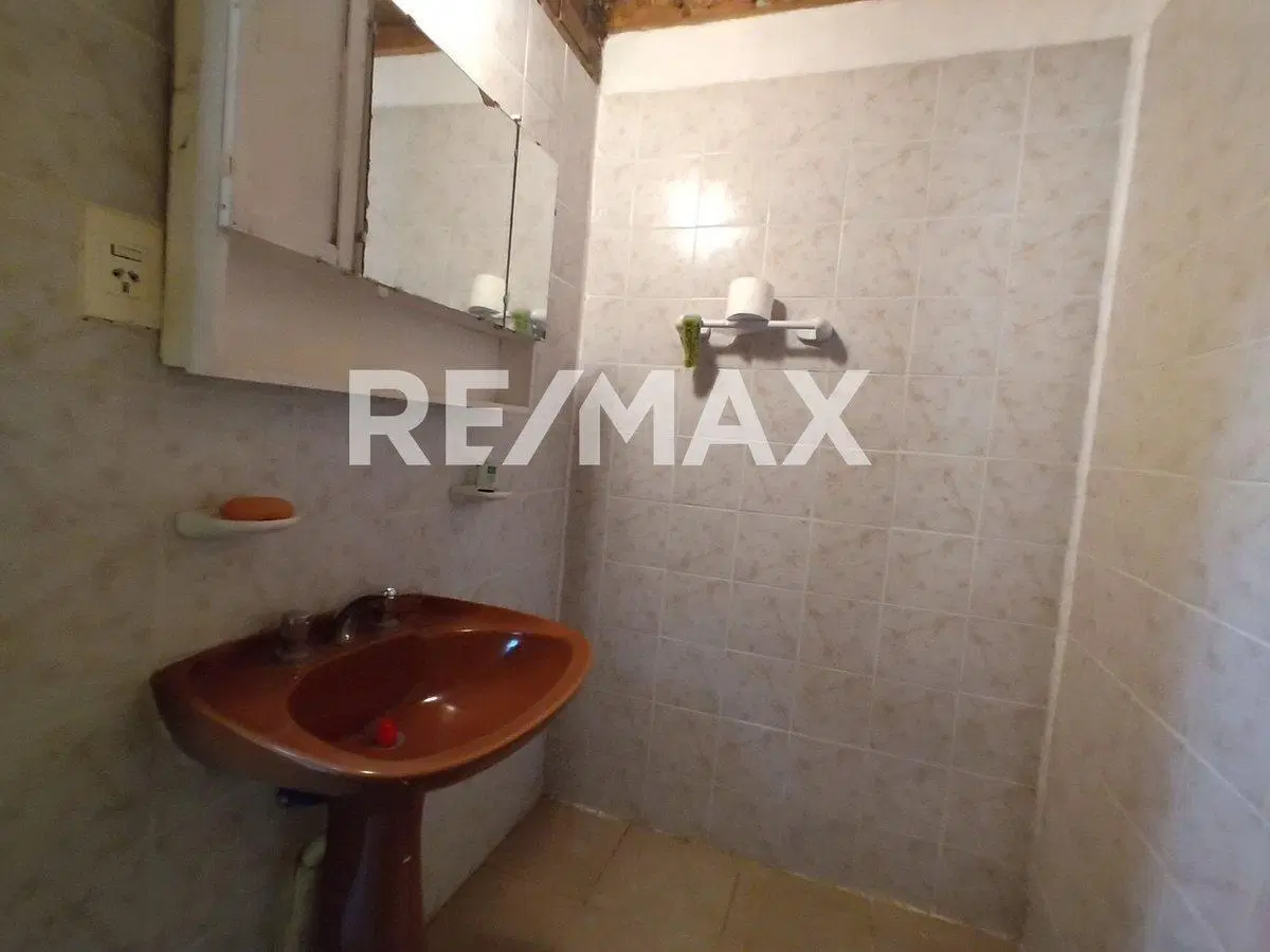 VENTA CASA 2 DORMITORIOS EN COSTA LAGO PELLEGRINI 3