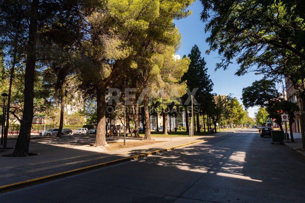 VENTA – OFICINA - AV. ARGENTINA 484 -NEUQUÉN