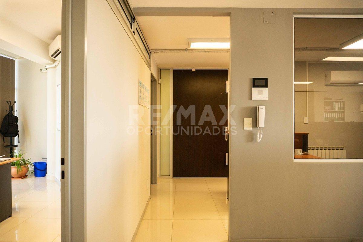 VENTA – OFICINA - AV. ARGENTINA 484 -NEUQUÉN