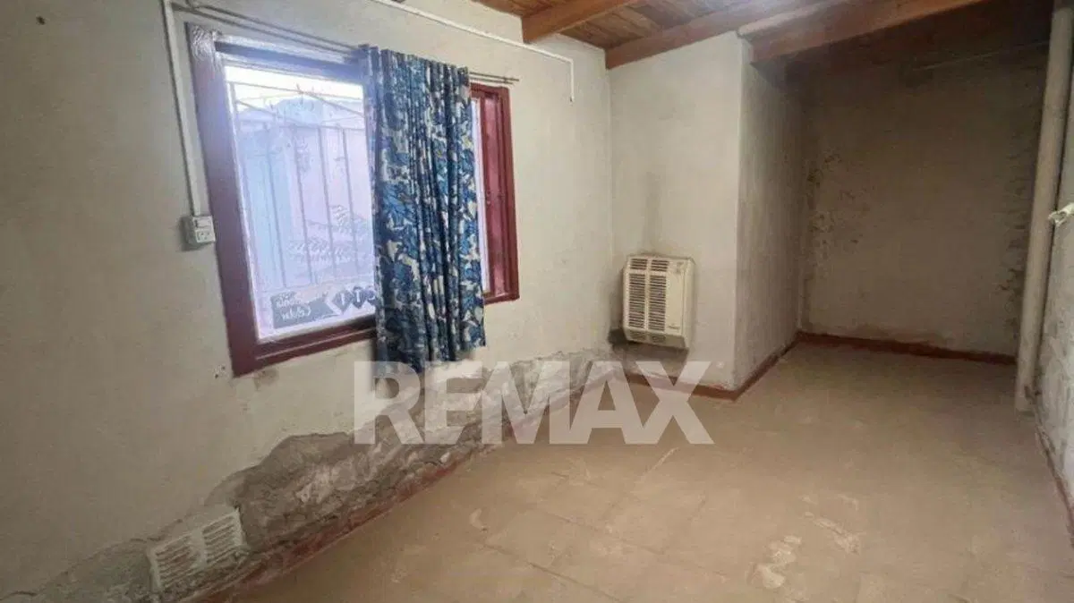 Venta de Casa a Refaccionar. Cinco Saltos 8