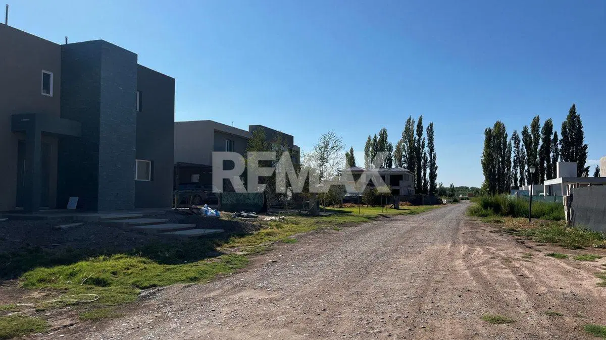 Terreno 900 m2 En venta! El vergel, Centenario,Nqn 3