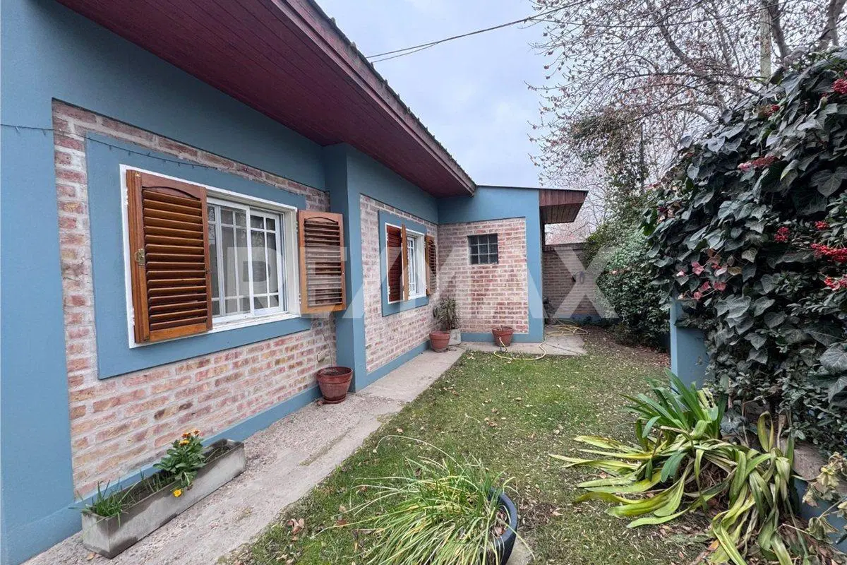 VENTA CASA 3 DORMITORIOS -JARDINES DEL REY NEUQUEN 2