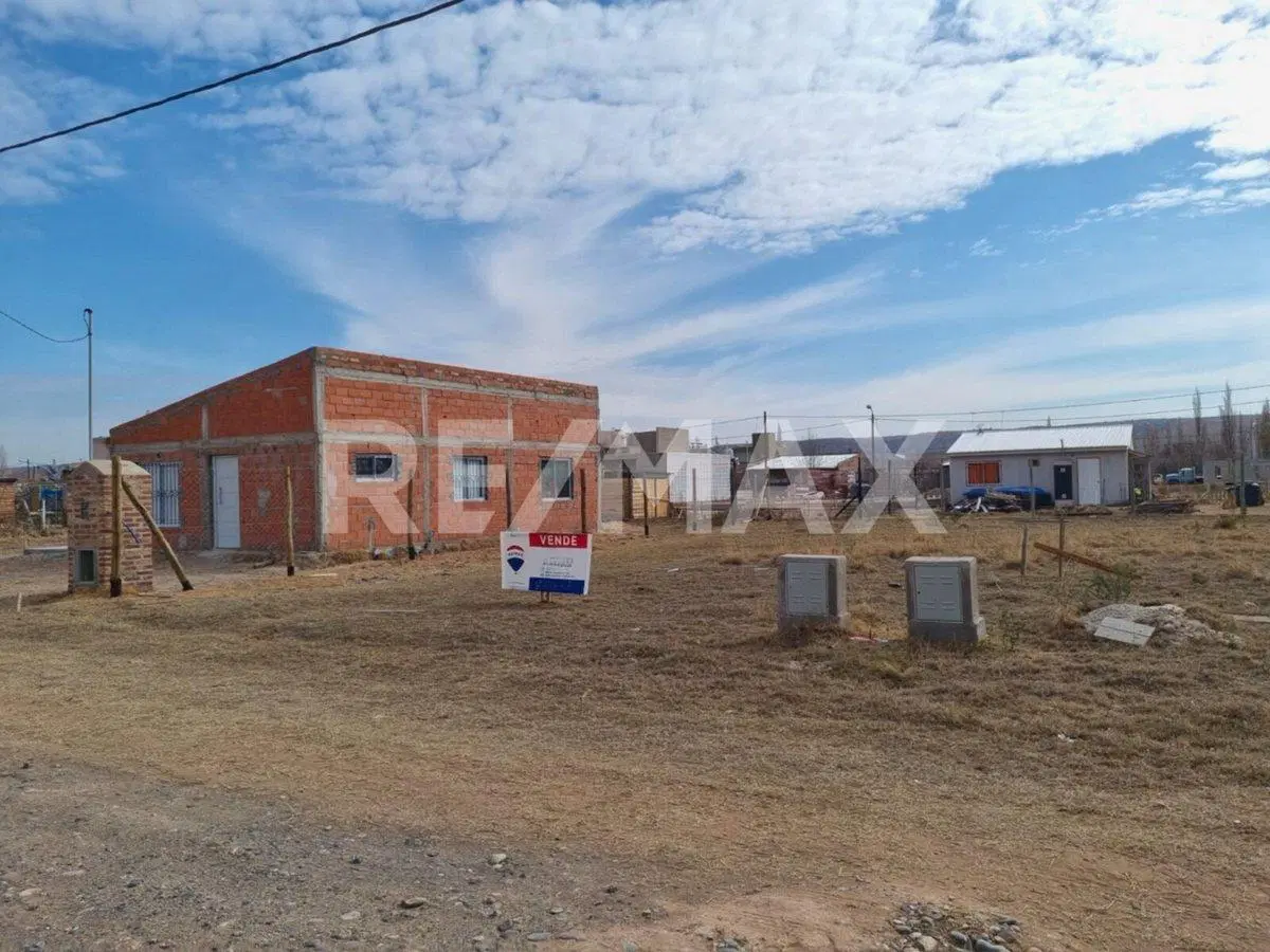 VENTA LOTE LOS MALLINES 299 M2 EN PLOTTIER 8