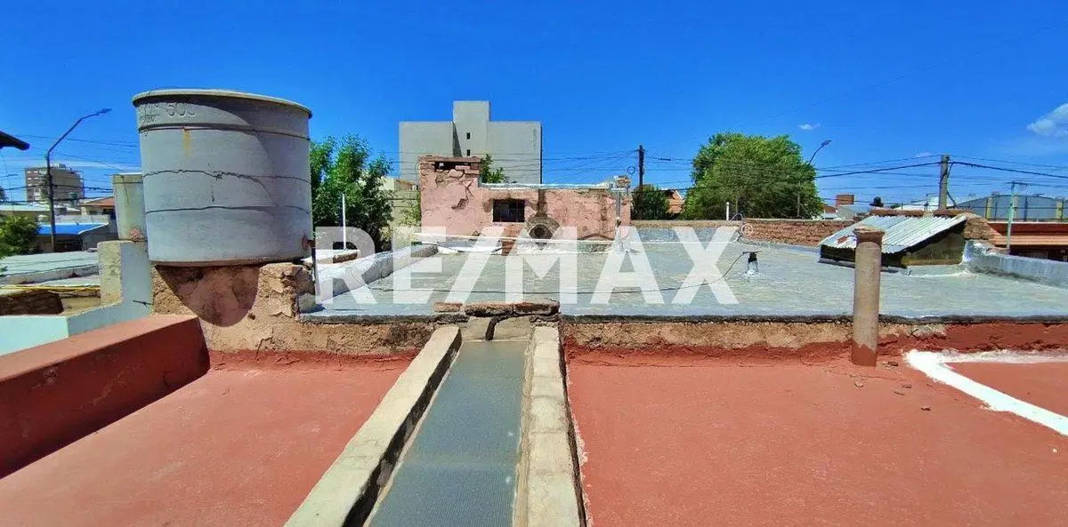 EN VENTA Casa lote apto desarrollo 5