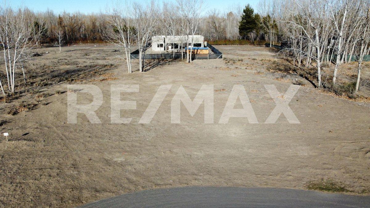 TERRENO EN VENTA EN LOS CANALES DE PLOTTIER