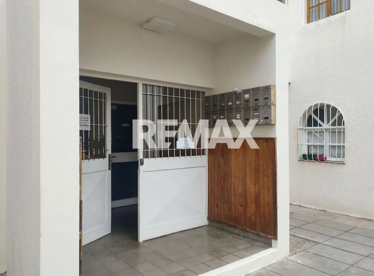 ALQUILER DPTO 3 DORM, YRIGOYEN 900, CENTRO 3