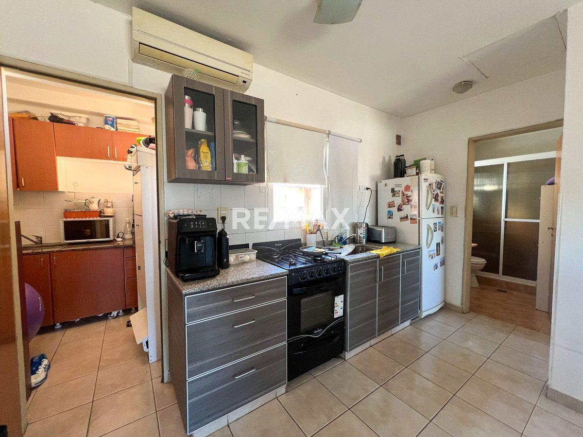 Foto de Venta - Dpto 1 dorm y cochera - Apto Crédito - Nqn, imagen 3